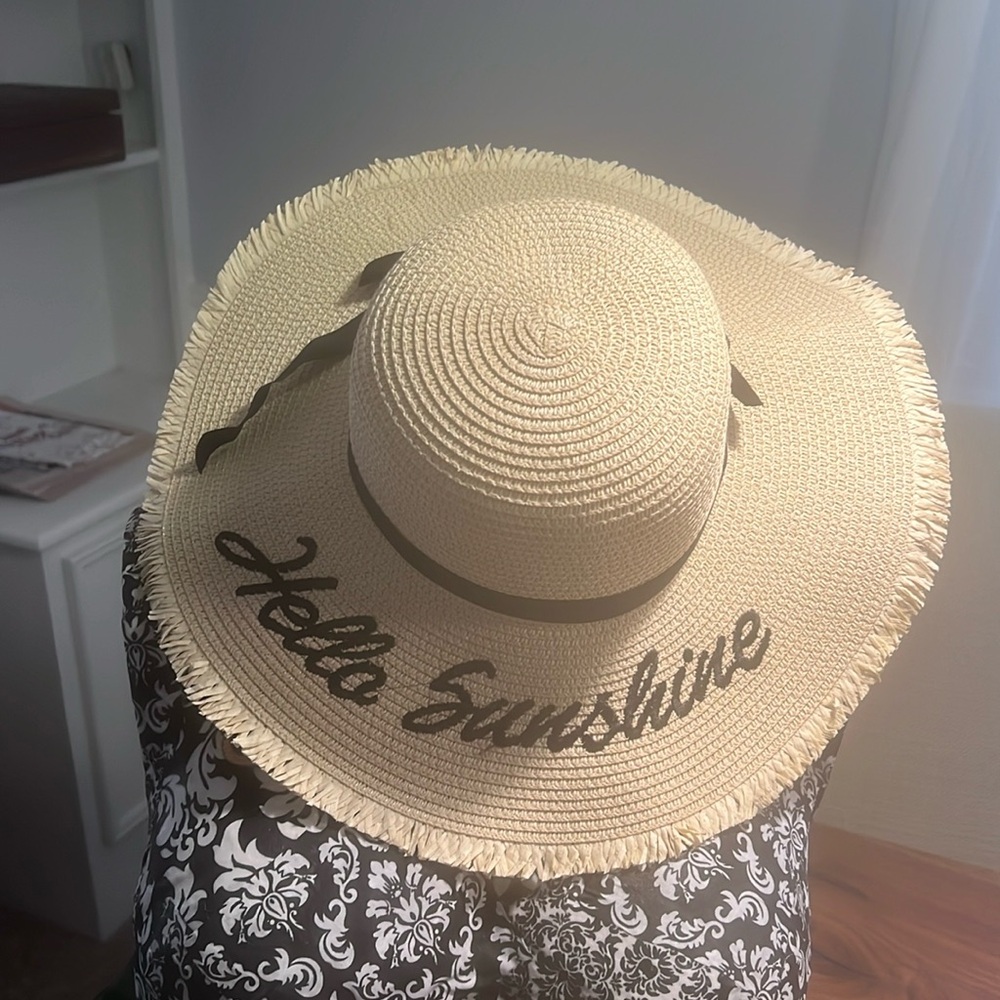 Hello Sunshine Beach Hat New